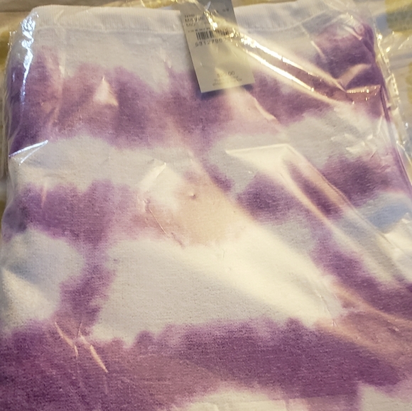 Miss Me purple tie- dye beach towel. - Picture 6 of 6
